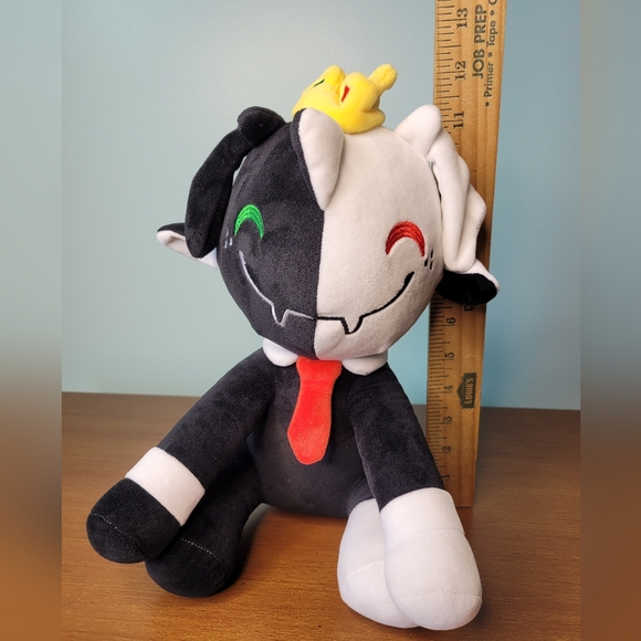 Ranboo Sit Plush Youtooz Limited Edition 12” Black and White with Yellow Crown - Picture 6 of 8